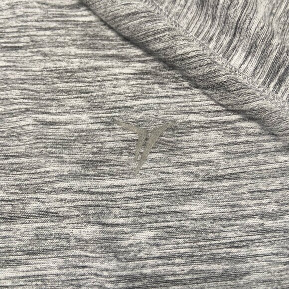 Old Navy Active Breathe ON 1/4 Zip Pullover Gray Long Sleeve Thumbholes Sz Small - Picture 3 of 7